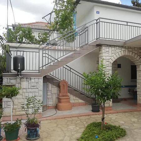 Apartment Hajduk Стариград-Пакленица Екстериор снимка