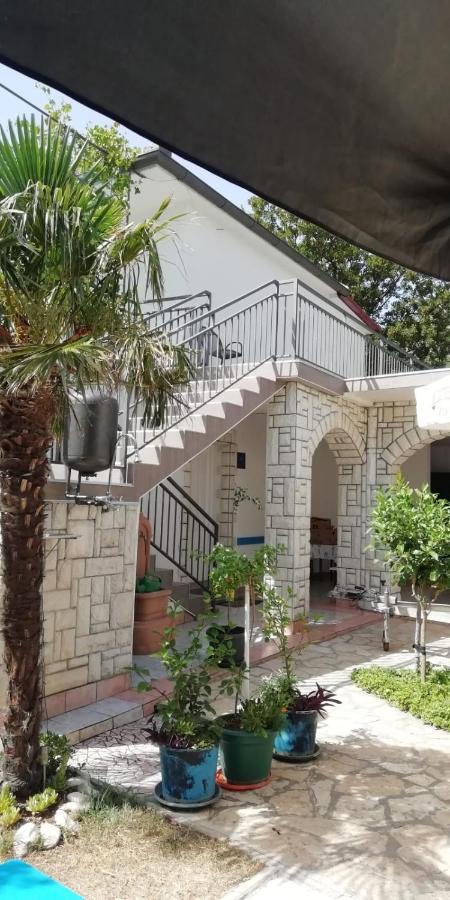 Apartment Hajduk Стариград-Пакленица Екстериор снимка