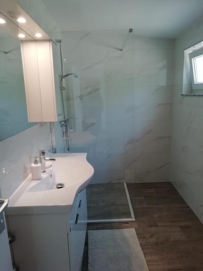 Apartment Hajduk Стариград-Пакленица Екстериор снимка
