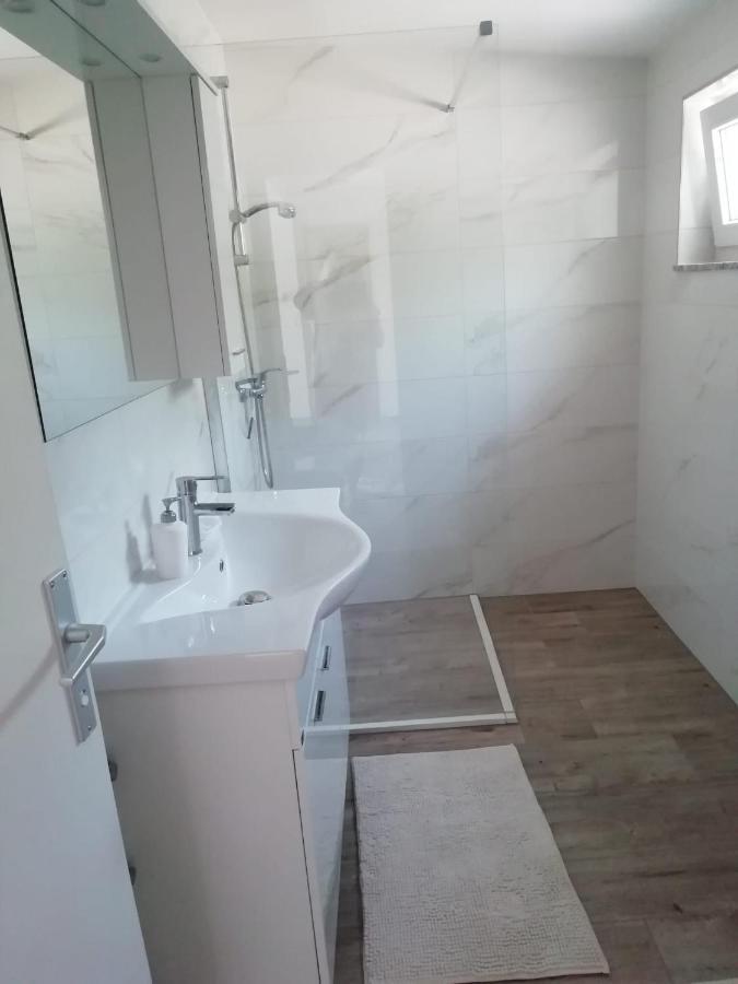 Apartment Hajduk Стариград-Пакленица Екстериор снимка