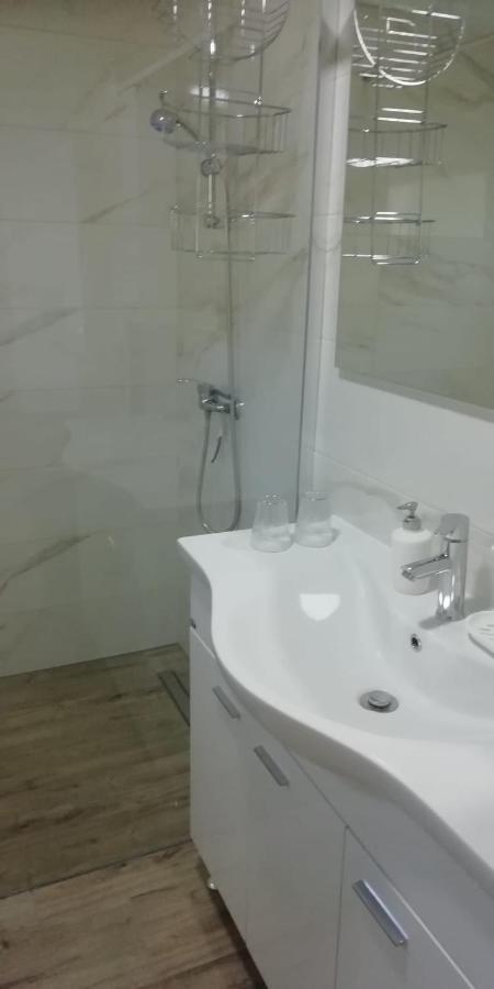 Apartment Hajduk Стариград-Пакленица Екстериор снимка