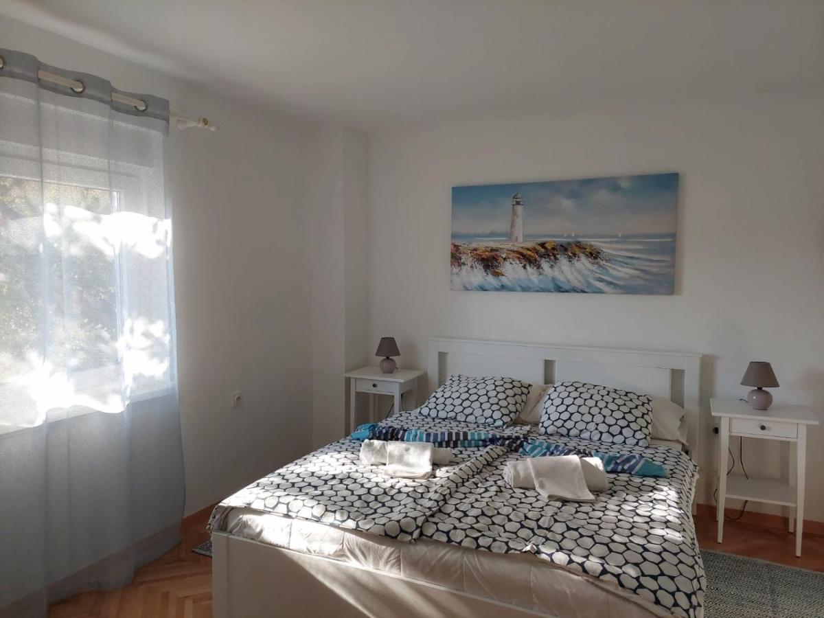 Apartment Hajduk Стариград-Пакленица Екстериор снимка